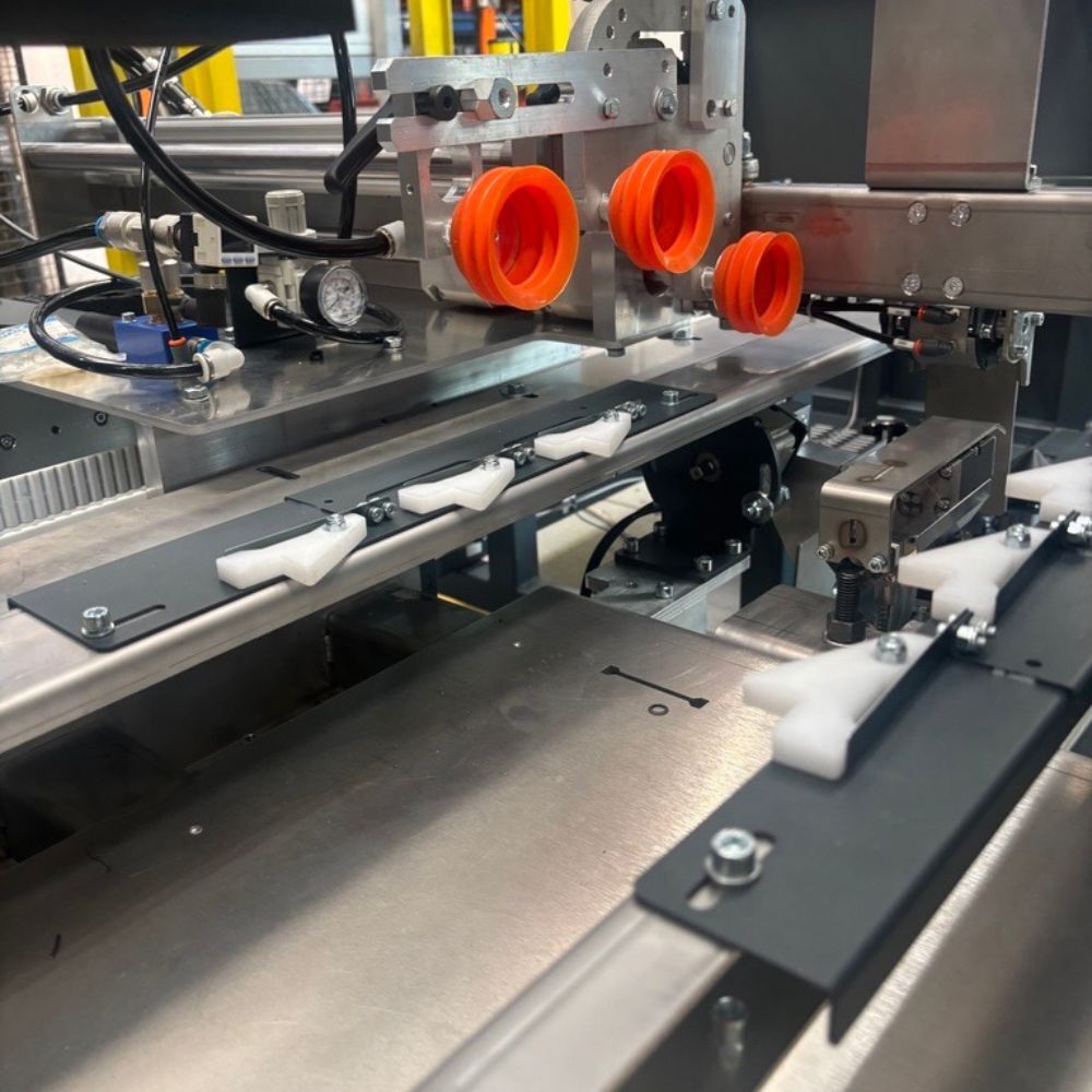 Automatic High-Speed Case Erector - EZ-BOX Glue - Image 5
