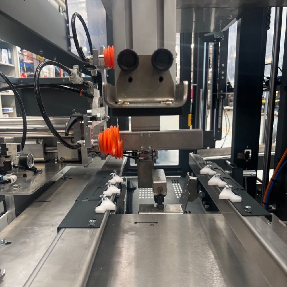 Automatic High-Speed Case Erector - EZ-BOX Glue - Image 4
